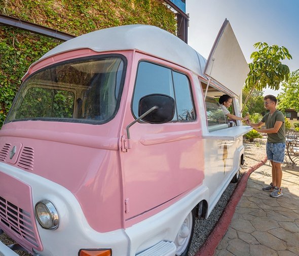 Food trucks & ice creams van Magic Robin Hood Holiday Park Alfaz del Pi